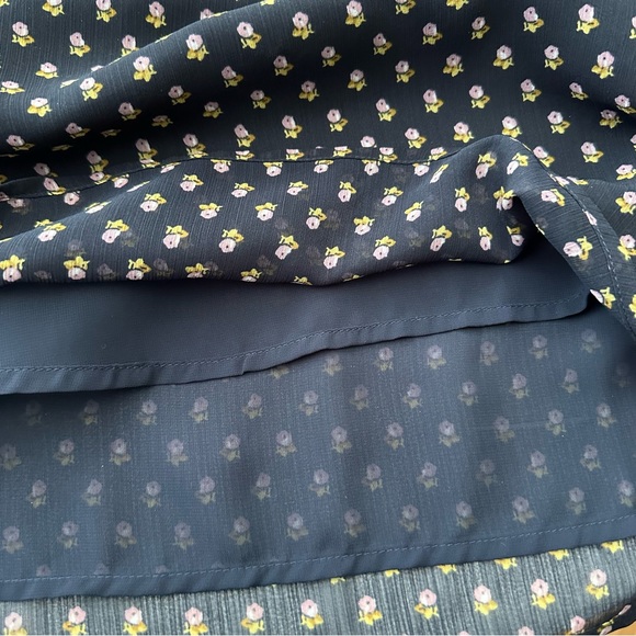 LOFT Rose Ruffle V-neck Blouse - Picture 5 of 8